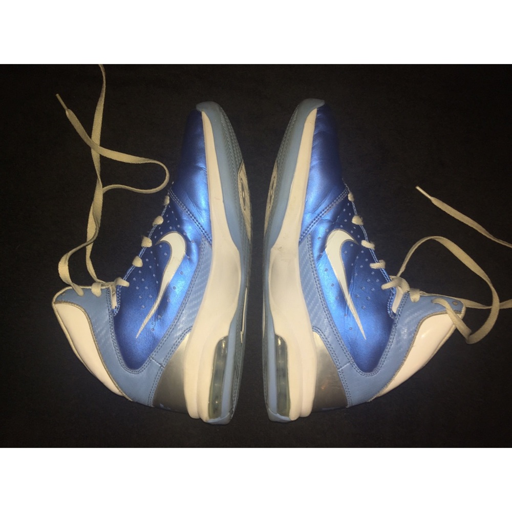 Nike Hyperdunk - image 1